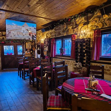 Melnik Pyramids Konukevi *