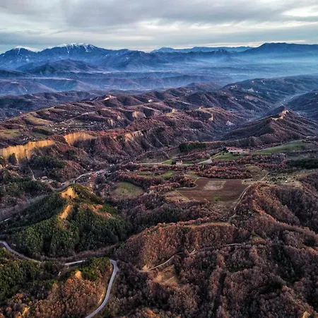 Melnik Pyramids Konukevi Zlatkov Chiflik